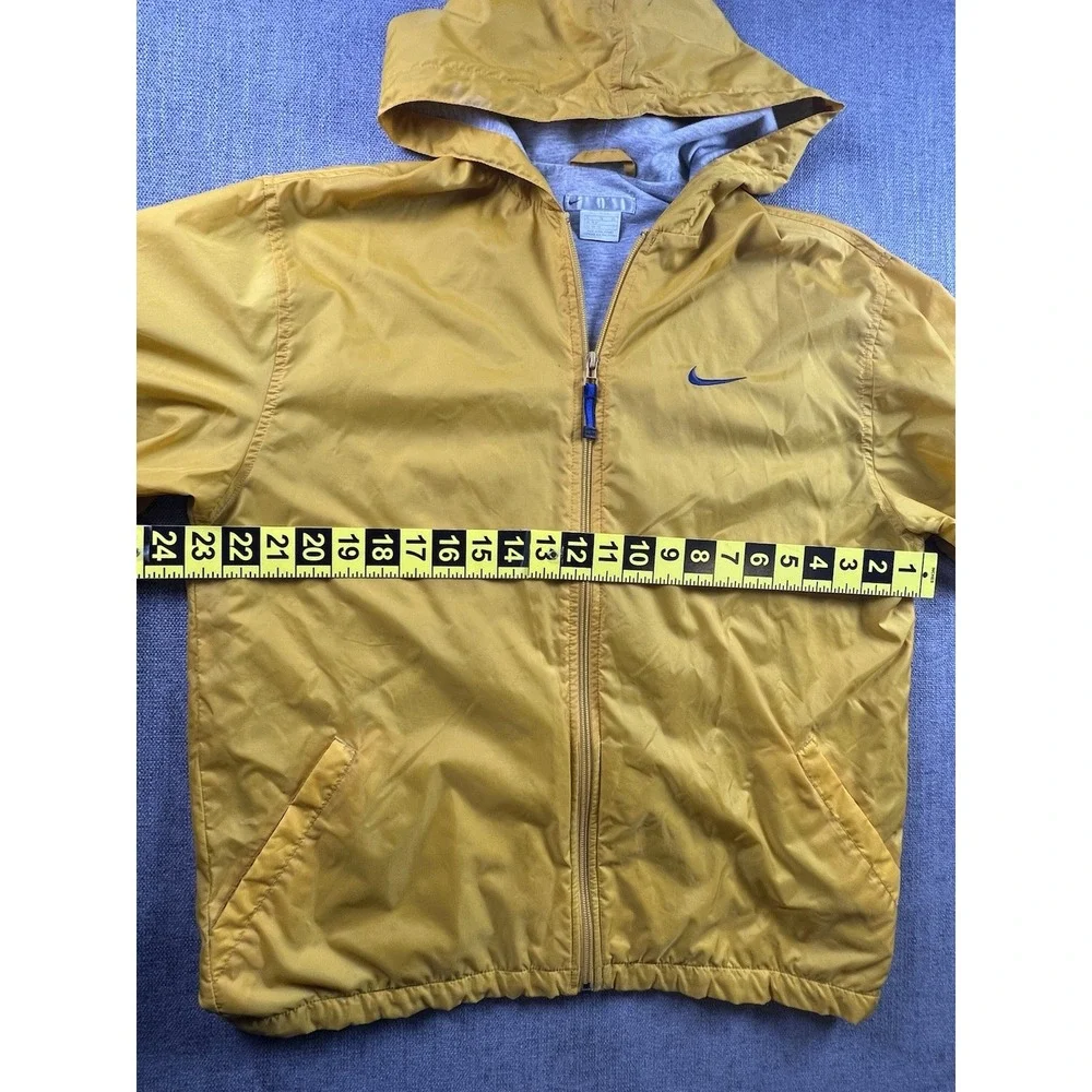 Nike this vintage